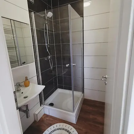 Casa Pineapple - Zentral - Sbahn - Netflix - Unique شقة