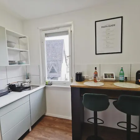 Casa Pineapple - Zentral - Sbahn - Netflix - Unique شقة *